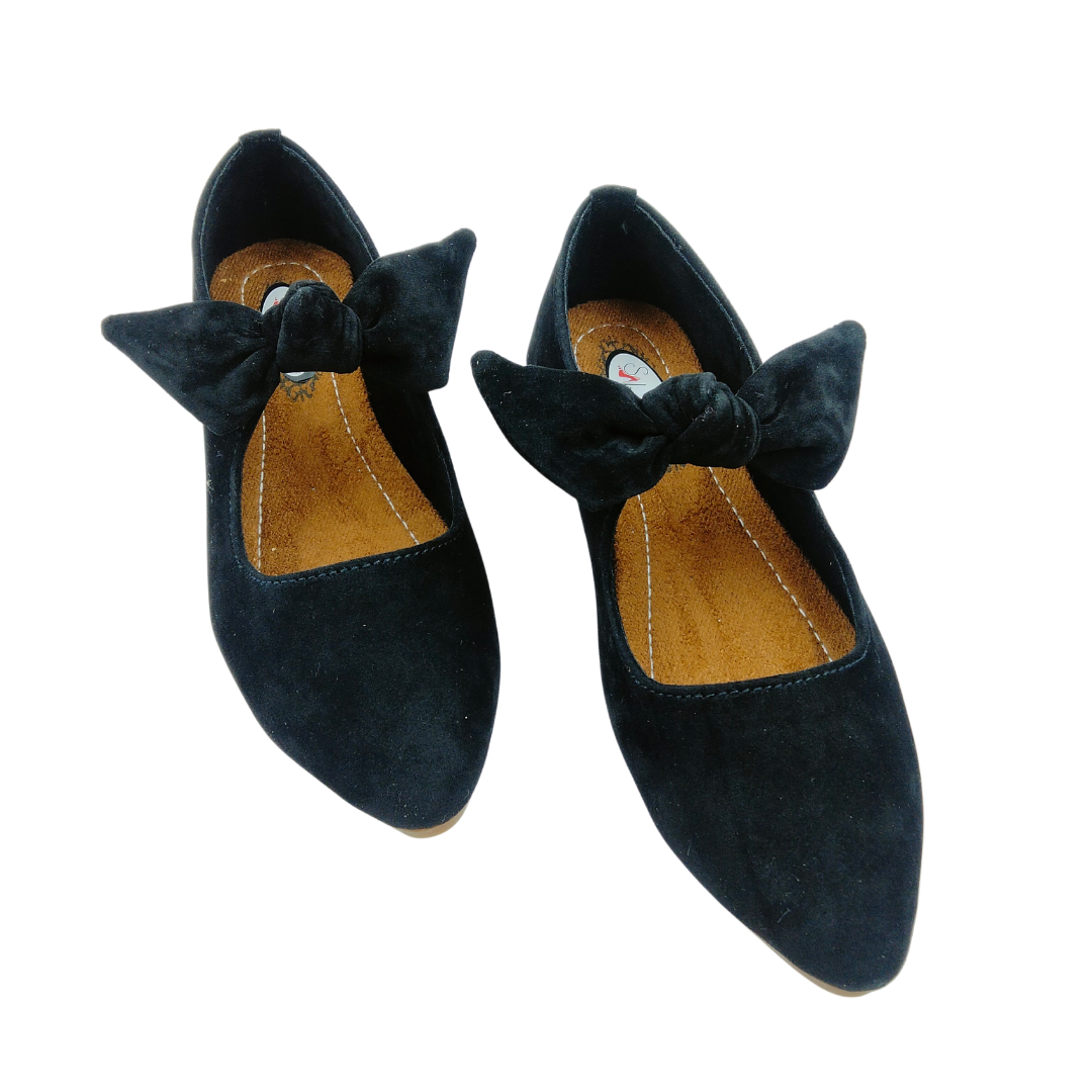 Shoe On Cart Black Velvet Bow Design Belly Shoe On Cart Black Velvet Bow Design Belly