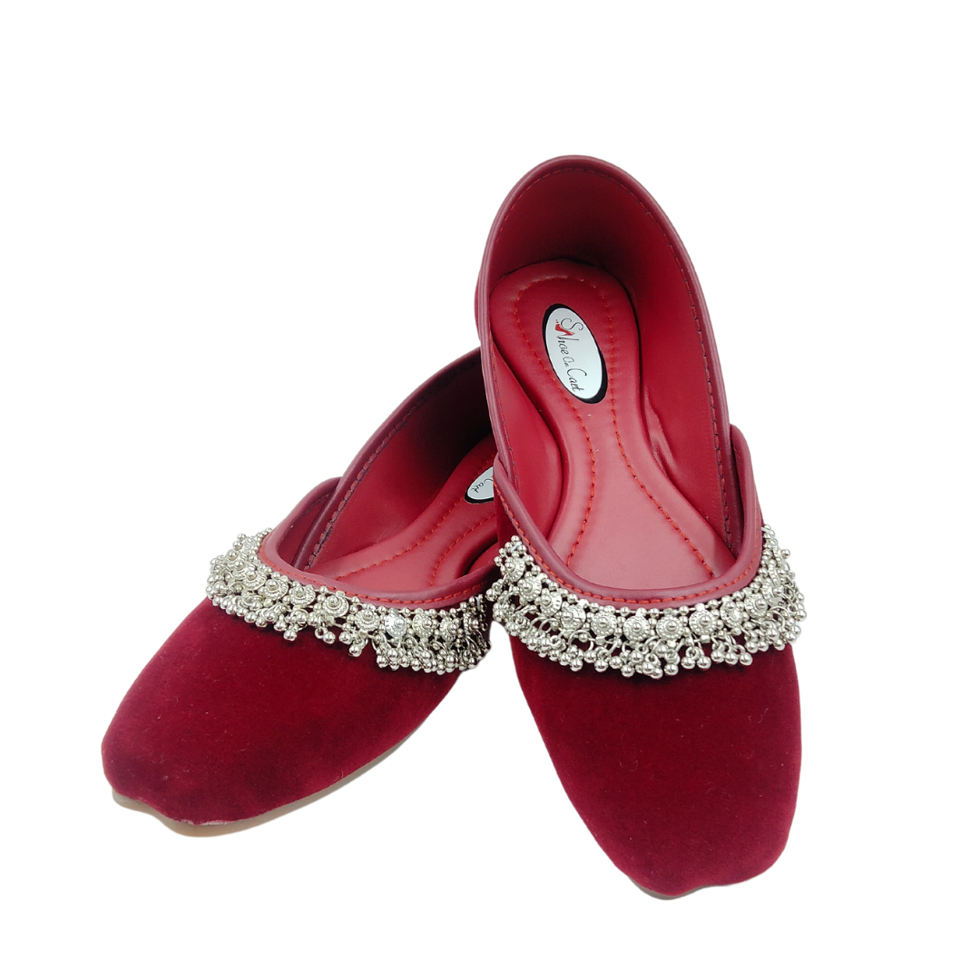 Shoe On Cart Cherry maroon belly Shoe On Cart Cherry maroon belly